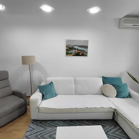 Premium Belvil Apartment, Free Parking *